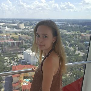 Meet your Posher, Lexi